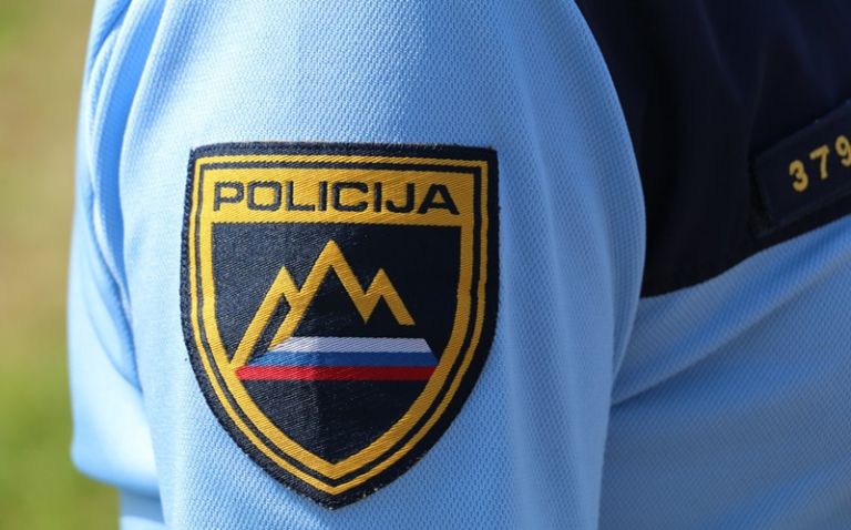 policija