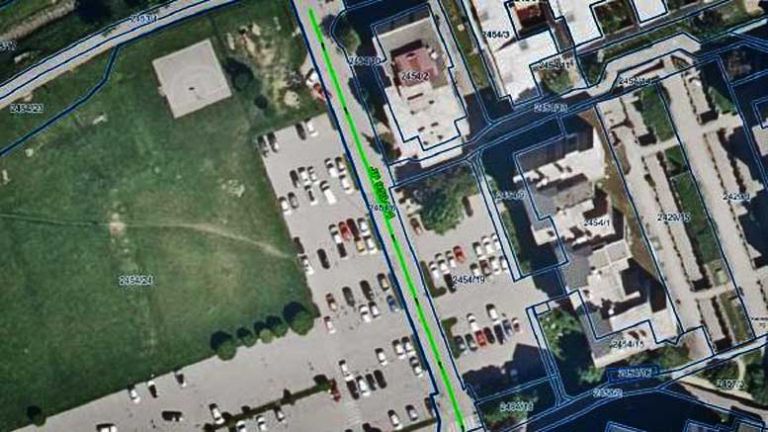 Plocnik-Kardeljev-trg