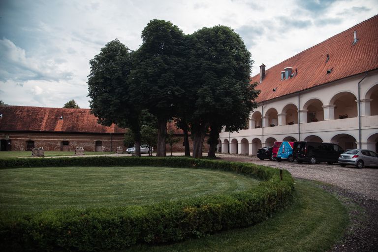 simbolična, ris, dvorec-rakičan, grad