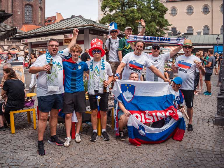 euro2024, navijaški-vlak, slovenija-srbija