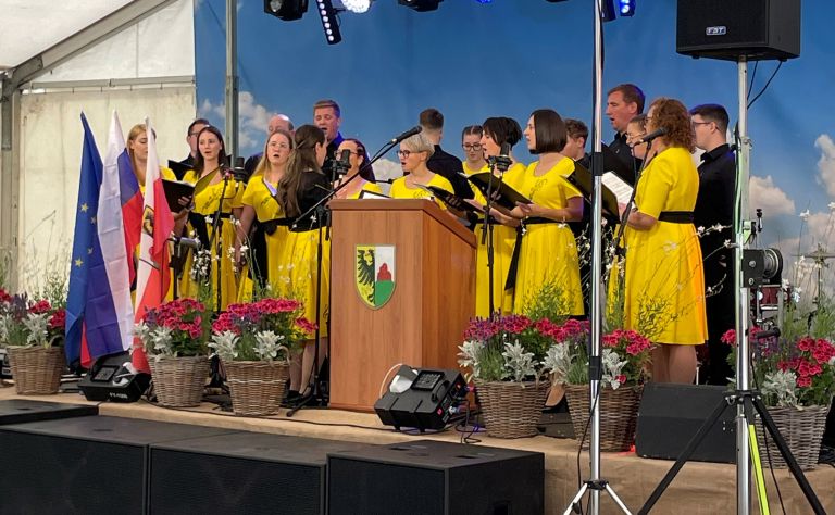 proslava sostanj.jpg