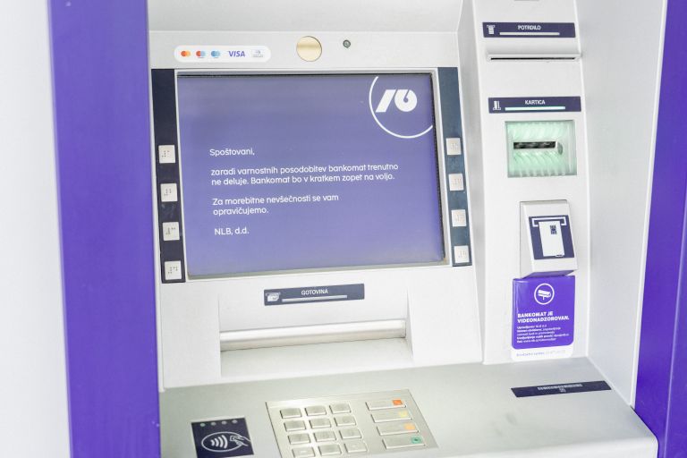bankomat, veržej