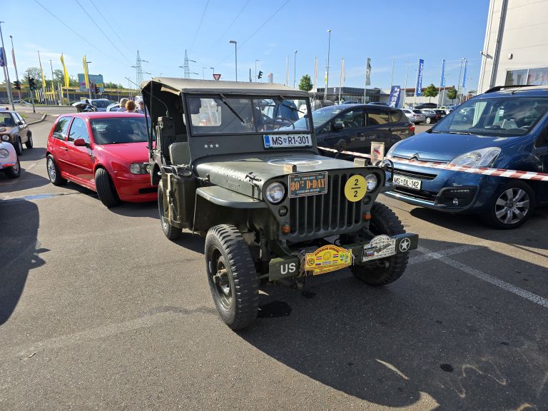 starodobniki, potujoči-muzej, oldtimer