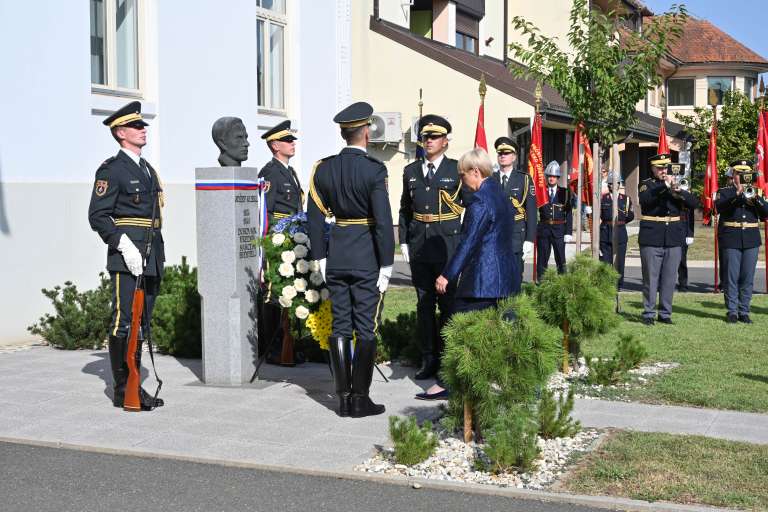 črenšovci, polaganje-venca
