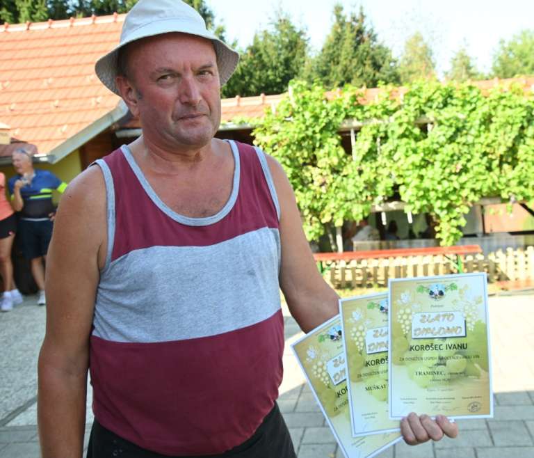 29.-dvig-klopotca, praznik-traminca, paričjak