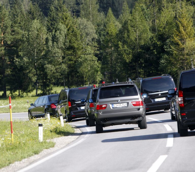 policijsko spremstvo, varovana kolona