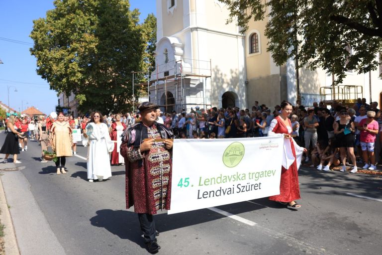 lendavska-trgatev, občina-lendava, festival-vinarium