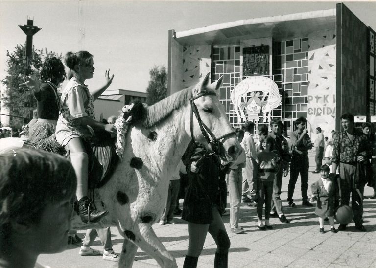 muzejski mozaik pikin festival (1).jpg