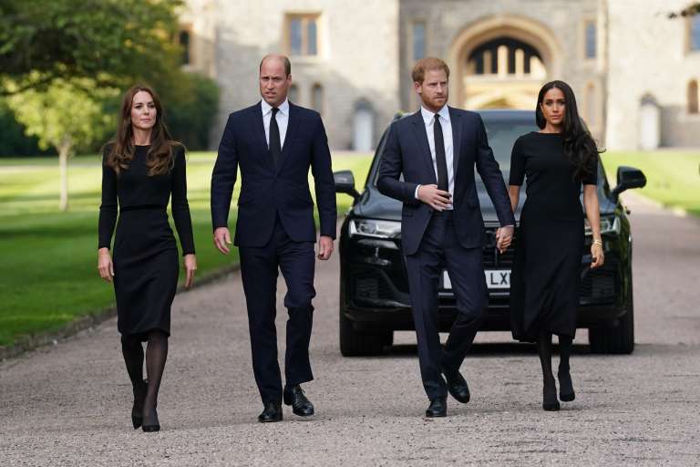 kraljeva družina, kate middleton, princ william, princ harry, Meghan Markle.jpg