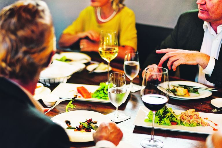 bonton business-people-dining-restaurant.jpg