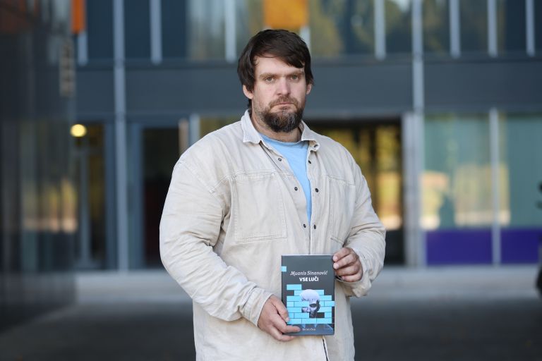 UV-I-muanis sinanovic-pl005.JPG