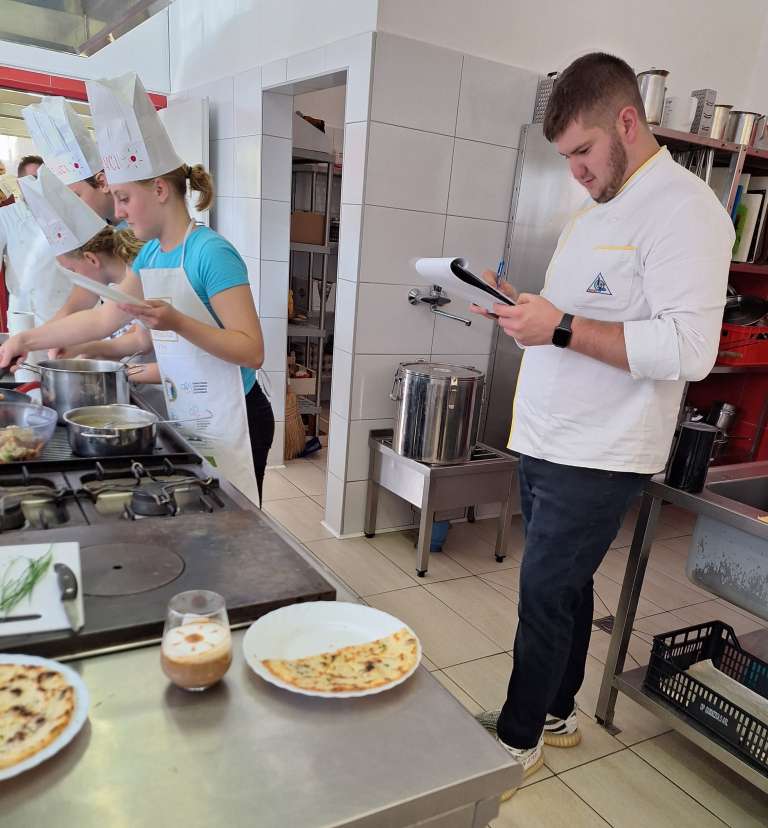 sšgt-radenci, zlata-kuhalnica, oš-tišina
