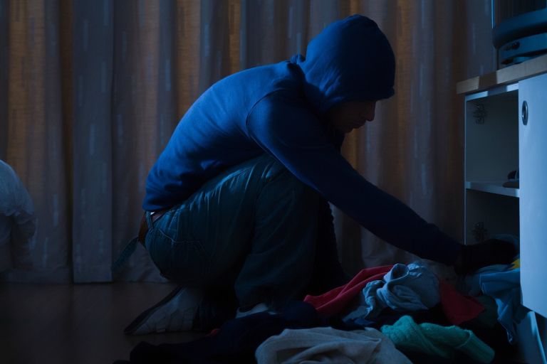 tatvina, vlomilec, ropar.jpg