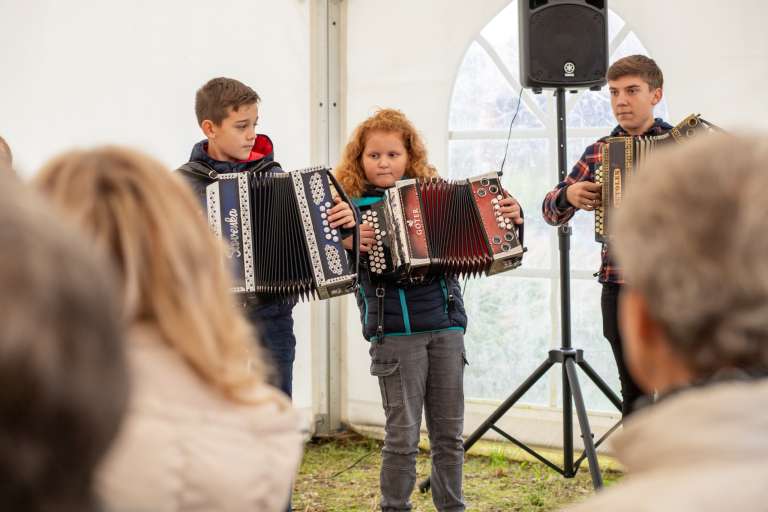 jesenski-festival, korenika
