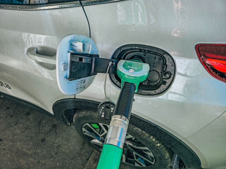 simbolična, tankanje-bencina, bencinska-črpalka, točenje-goriva, gorivo, bencin