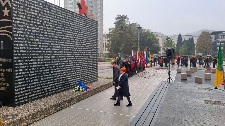 proslava dan mrtvih.jpg