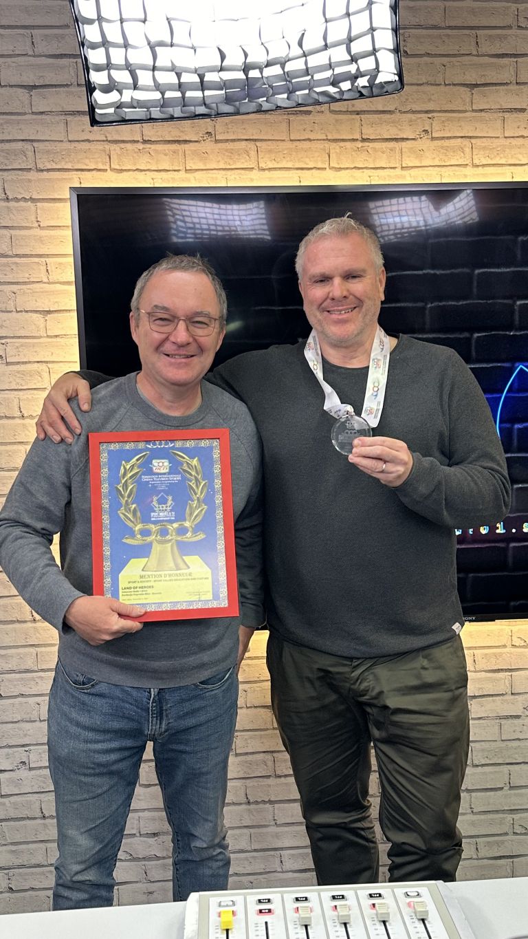 Andrej Vodušek in Miha Deželak.