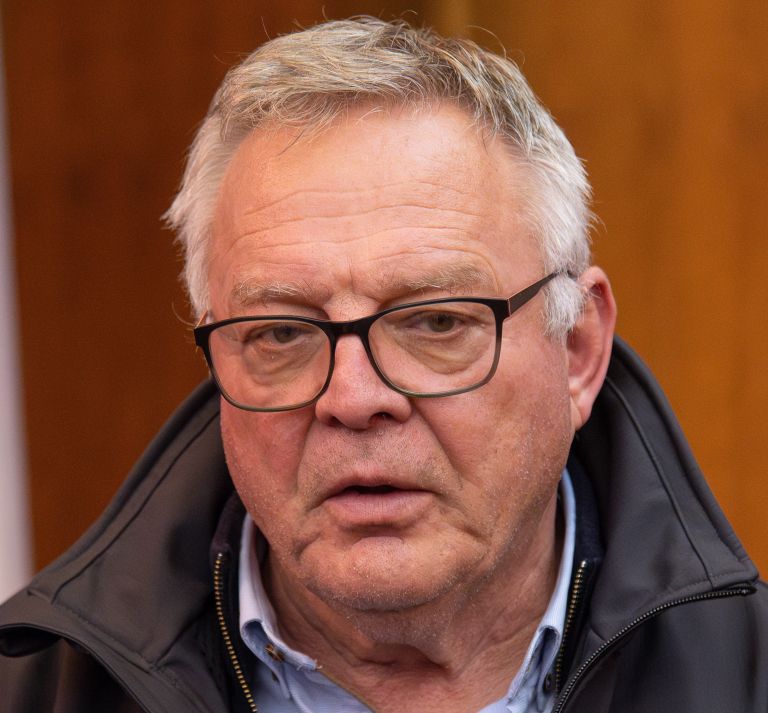 jože-novak, minister-za-naravne-vire-in-prostor