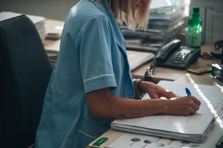 medicinska sestra.jpg