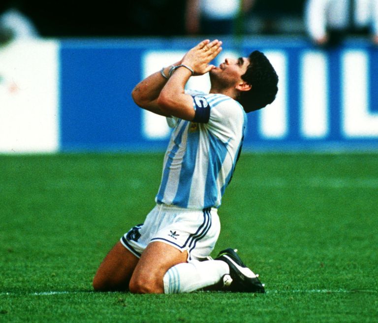 592-13-maradona 1 (OBREZ).jpg