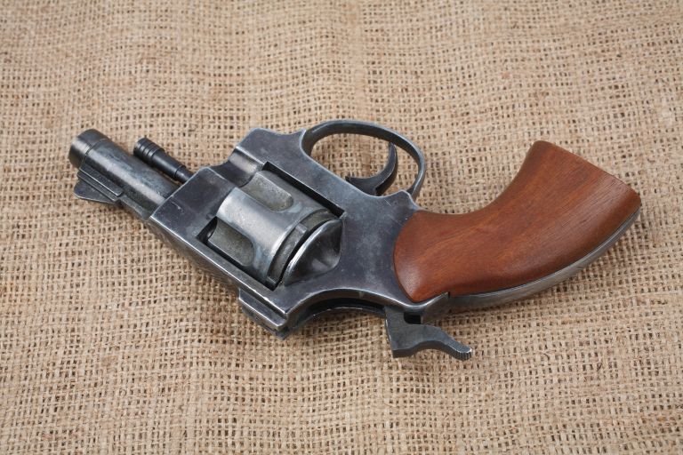 revolver, orožje, pištola