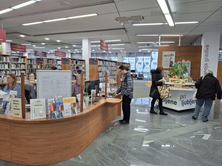 knjižnica velenje (2).jpg