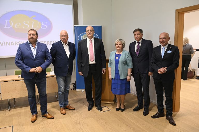 bandelli dimovski desus-SR.jpg