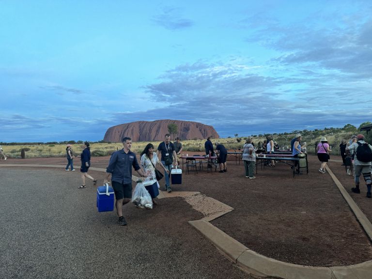 18 barbacue uluru SS.JPG