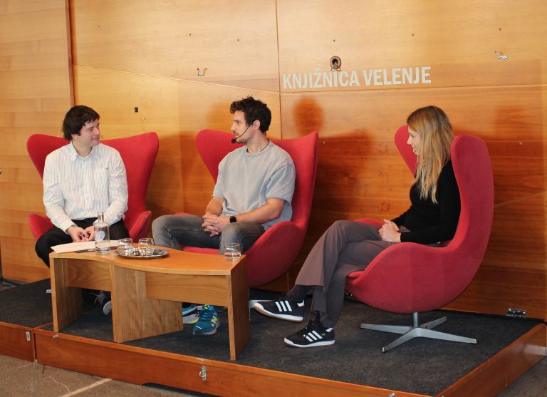 športajmo in berimo.JPG