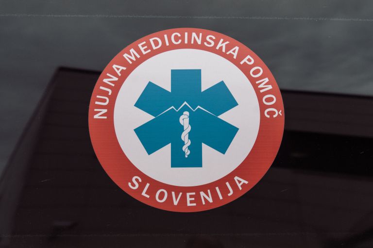 simbolična, reševalno-vozilo, reševalec, reševalci, prvi-posredovalci, rešilec