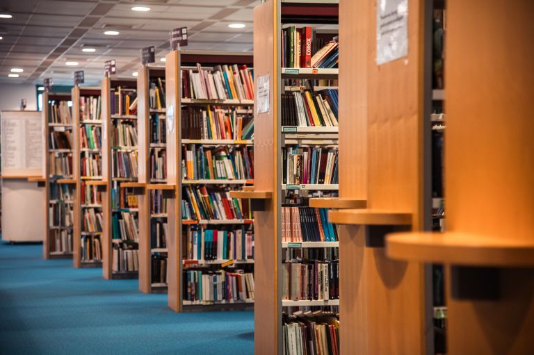 pokrajinska-knjižnica-murska-sobota, pišk, knjige, knjiga