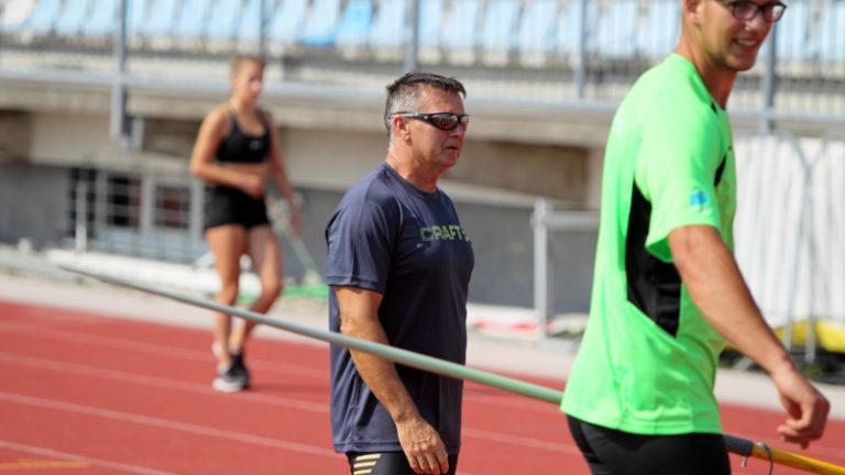 1585232474_cg_atletika_ceh_rajher.jpg