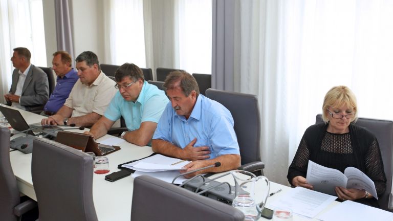 1465826806_cg_kolegij_zupanov_1.jpg