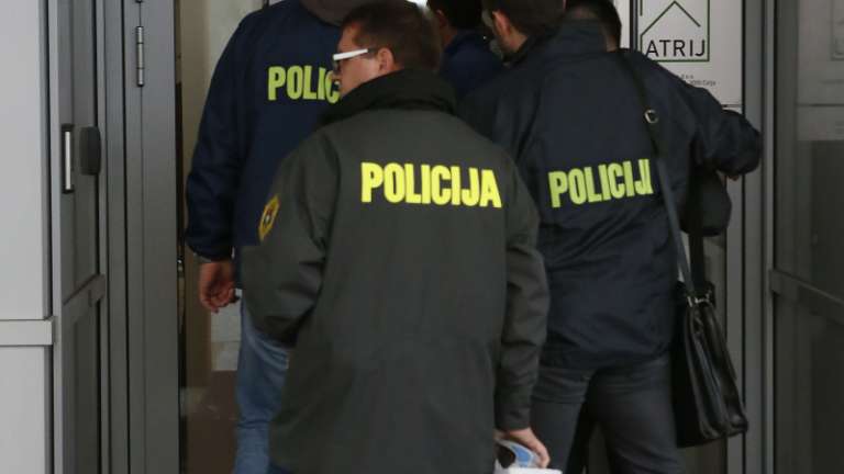 1715158019_policija_-_atrij.jpg