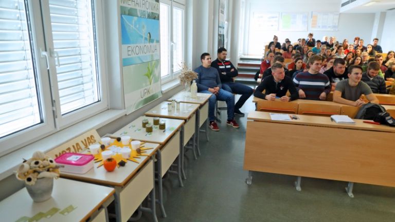 1578318054_cg_visja_sola_ptuj_poslovne_ideje.jpg