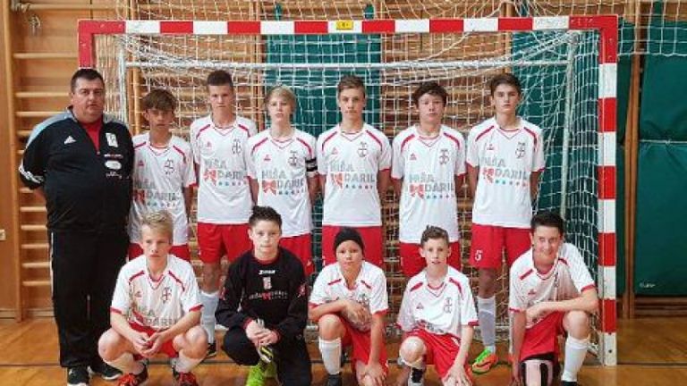 1494403723_futsal_fc_ptuj_u-15_resized_20170507_112049.jpg