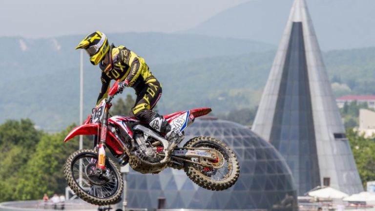 1525436899_motokros_mxgp_tim_gajser_rus_hrc_01.jpg