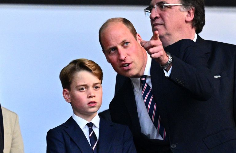 O tem, kaj ga čaka na kolidžu, se princ George večkrat pogovarja s svojim očetom princem Williamom.