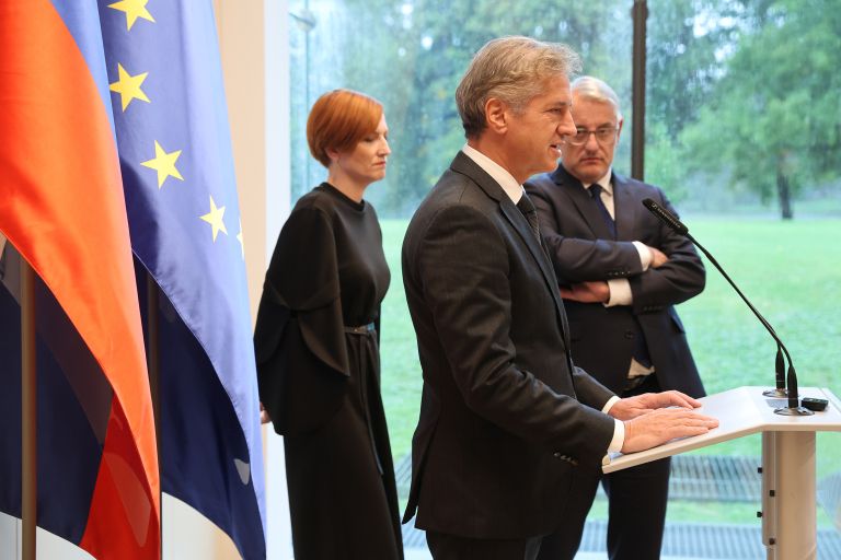 golob vrecko han.jpg