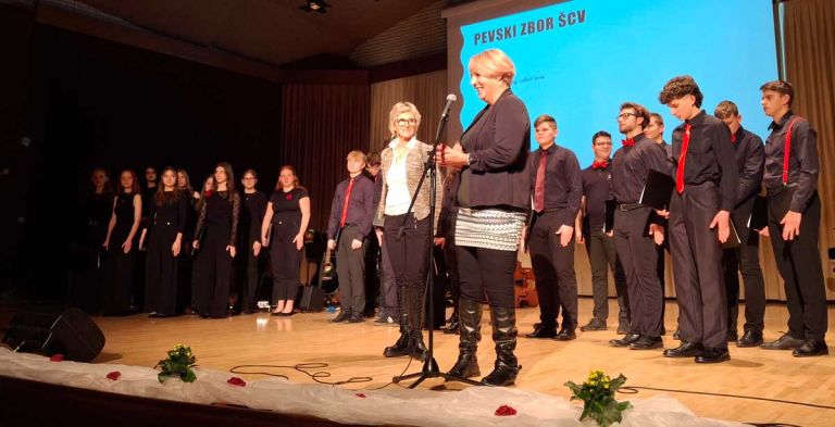 dobrodelni-koncert-Fidler,-Avberšek.jpg