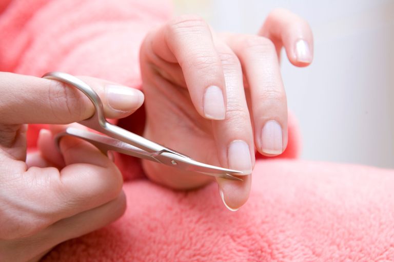 striženje nohtov