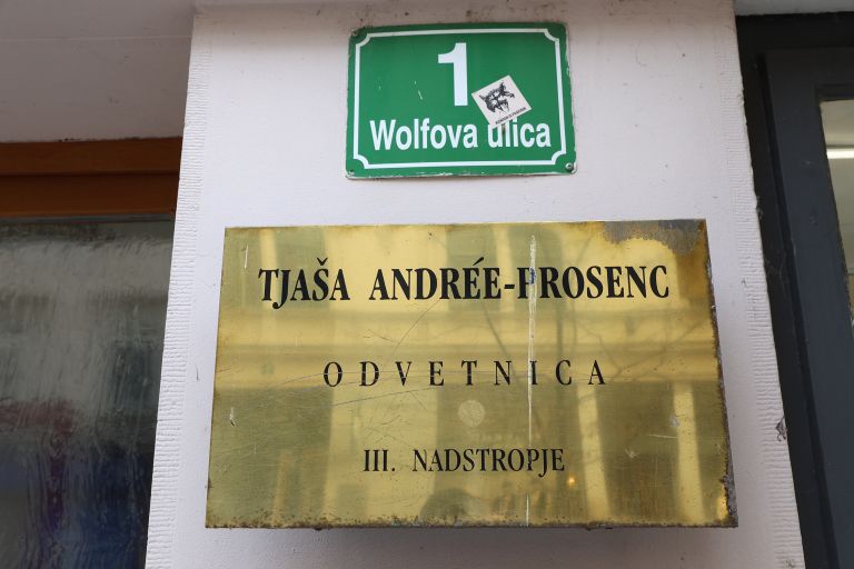 andeea prosenc pl008.JPG