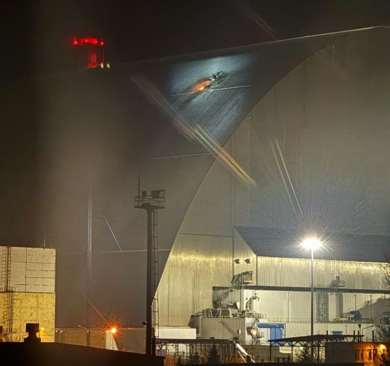 černobil, sarkofag, dron.jpg