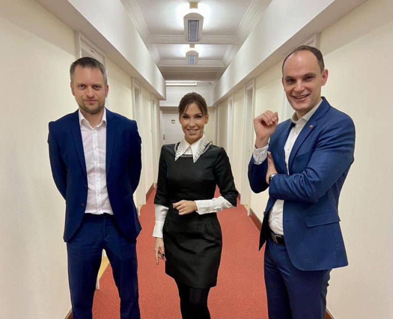 novak irgl logar-facebook.jpg