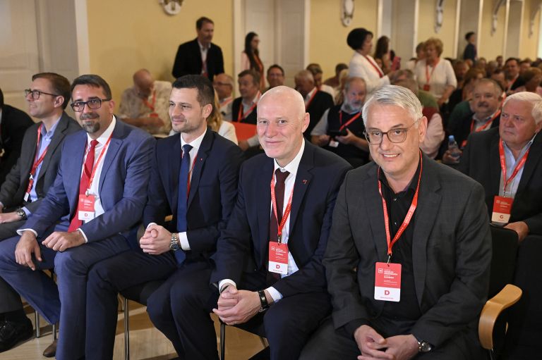 Han kongres SD Saso Radej.jpg