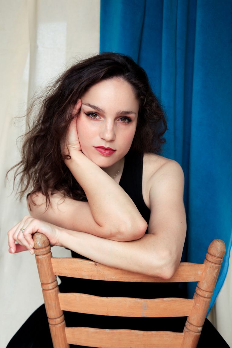 Lara Oprešnik (1).jpeg
