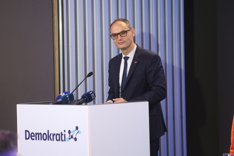 UV 3 Logar-anze-pl008.JPG