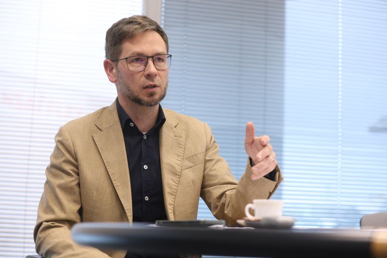 denis sahernik pl.JPG