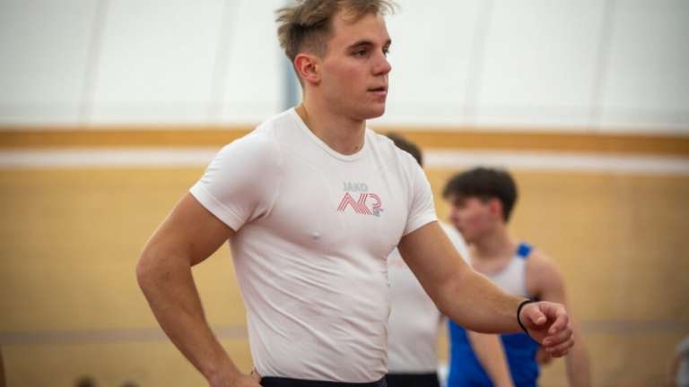 1741005727_atletika_anej_curin_prapotnik_dp.jpg