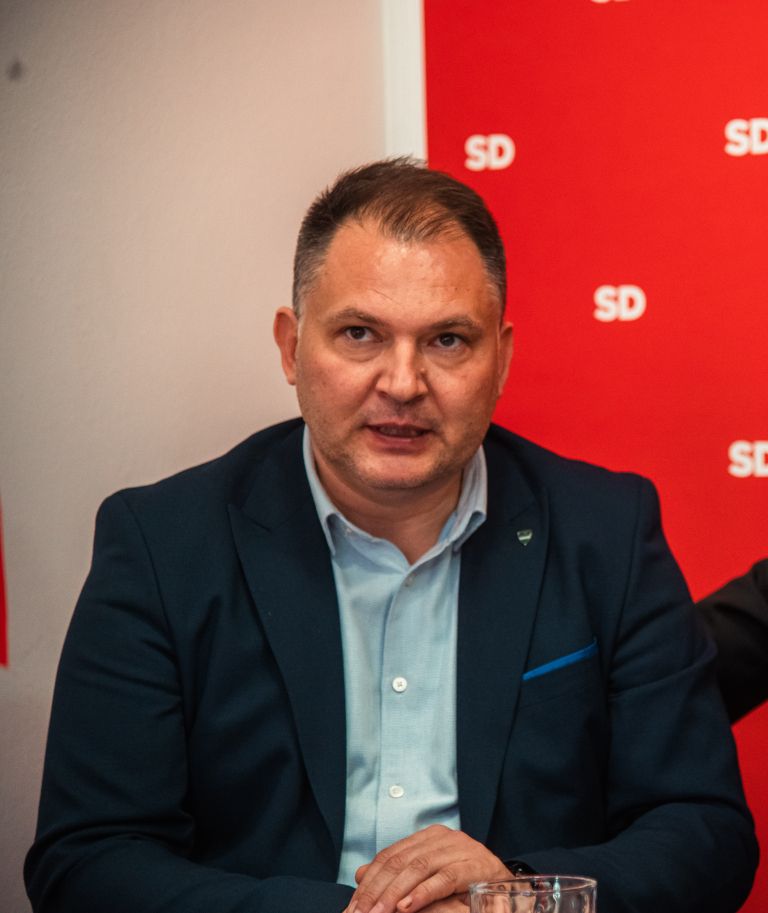 tiskovna-konferenca-sd, social-demokrati, jevšek, židan, anželj